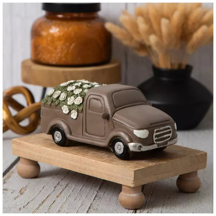 Vintage Floral Truck – “Blessings in Bloom” 🚚🌸