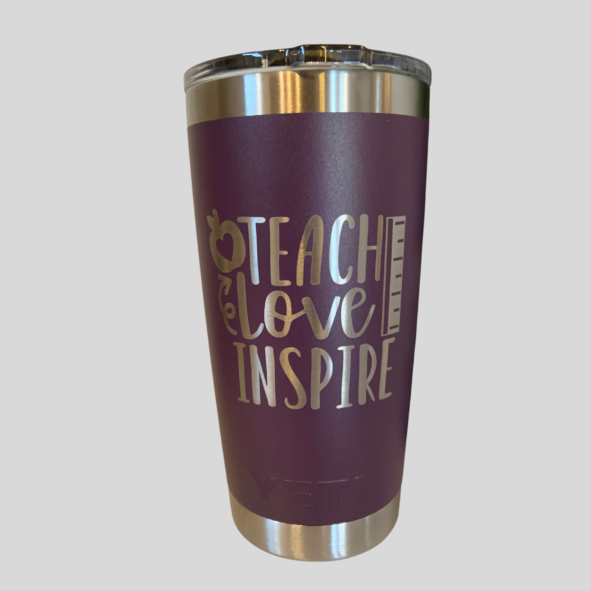 YETI RAMBLER 20OZ TUMBLER WITH MAGSLIDER LID by